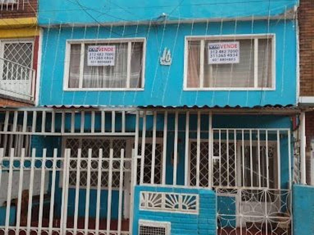 Casa de 8 alcobas en venta en Eduardo Frei, Bogotá, 91 m² · foto 2 de 4