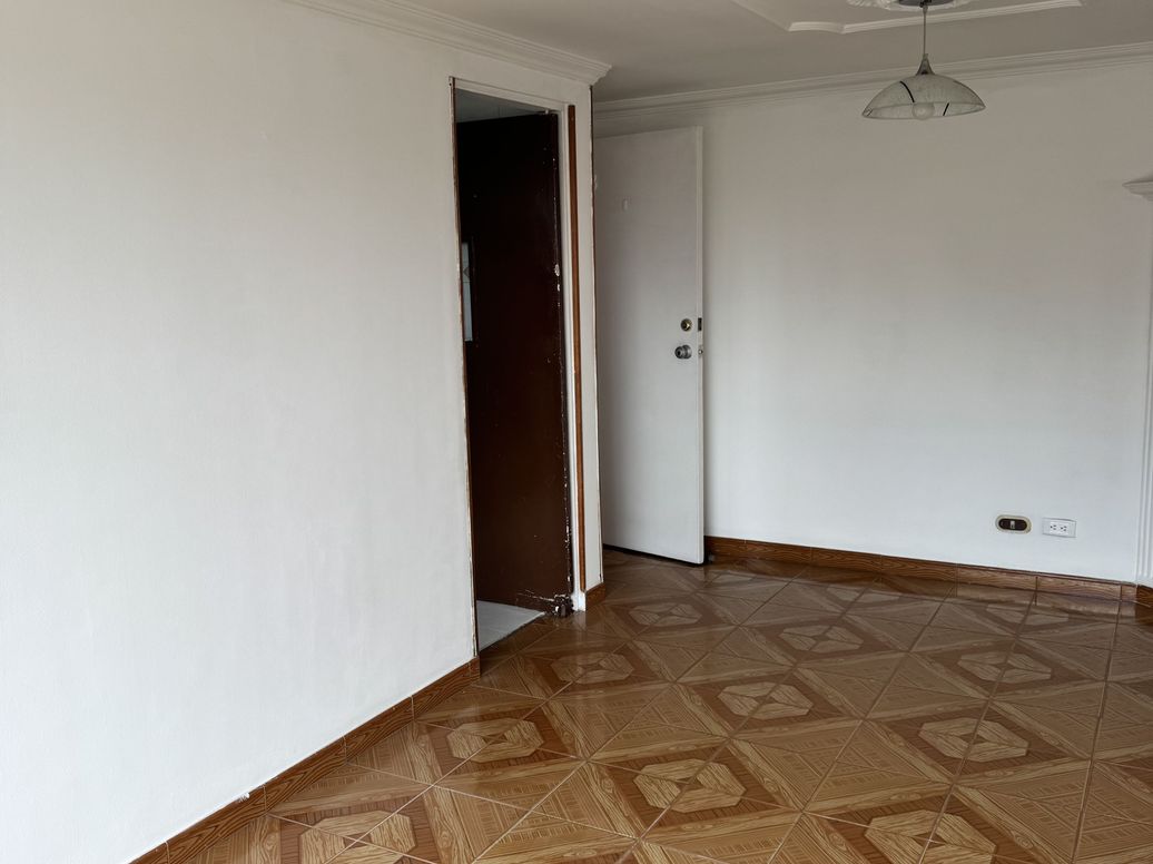 Apartamento de 3 alcobas en venta en Ub. Castilla La Nueva, Bogotá, 65 m² · foto 8 de 8