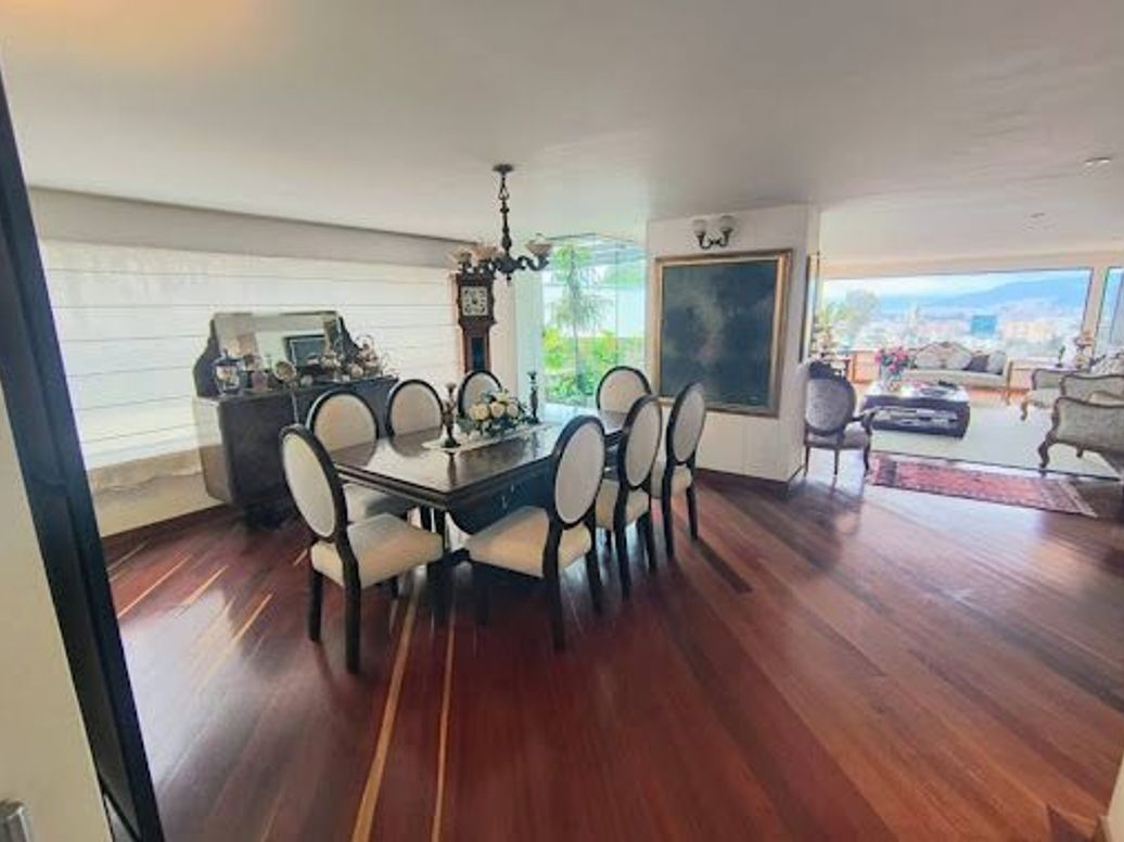 Apartamento de 3 alcobas en venta en El Refugio, Bogotá, 367 m² · foto 10 de 20