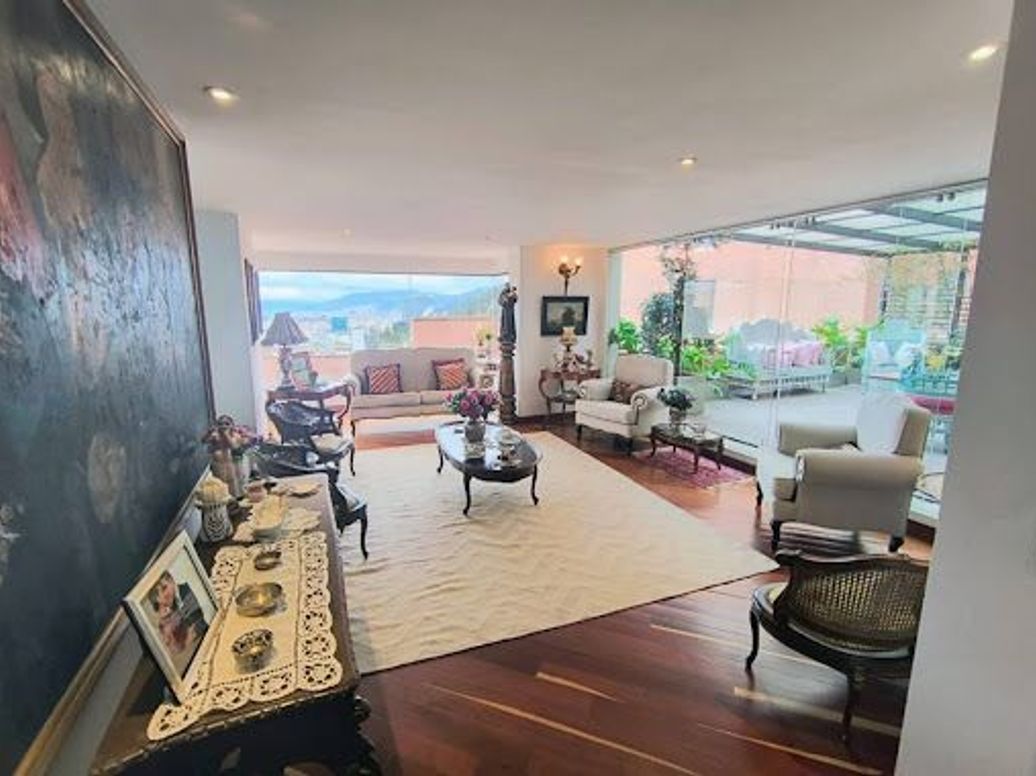 Apartamento de 3 alcobas en venta en El Refugio, Bogotá, 367 m² · foto 11 de 20