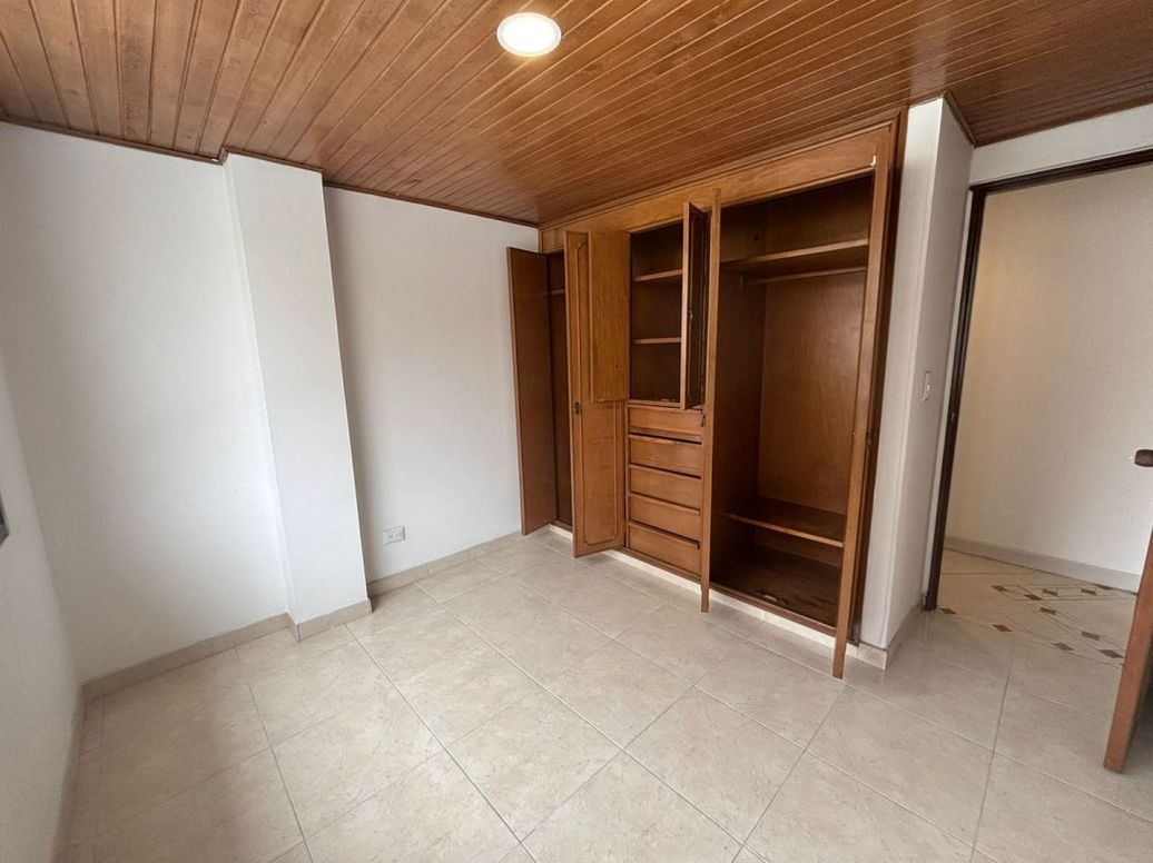 Apartamento de 4 alcobas en venta en Cedro Golf, Bogotá, 75 m² · foto 11 de 20