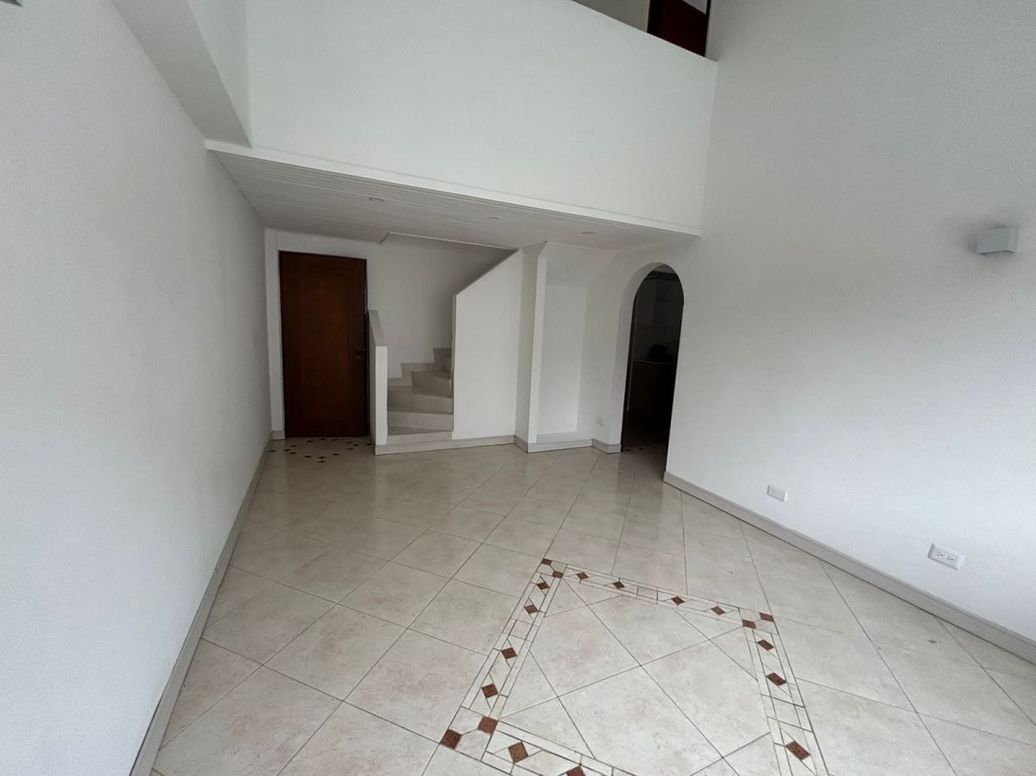 Apartamento de 4 alcobas en venta en Cedro Golf, Bogotá, 75 m² · foto 8 de 20