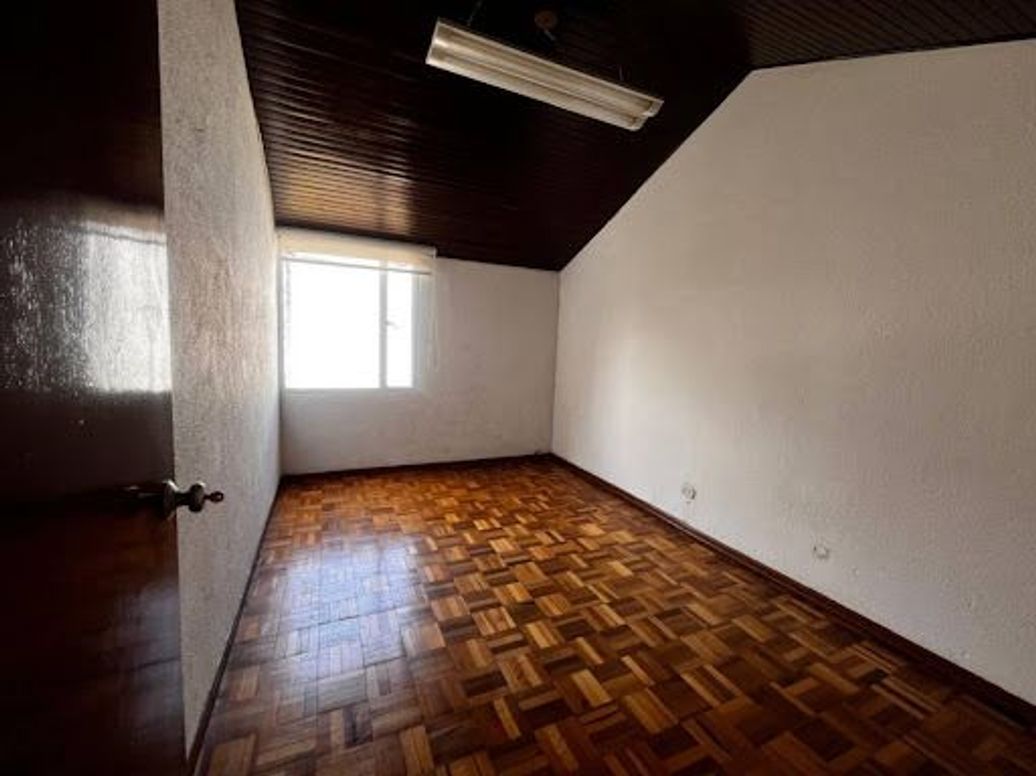 Casa de 5 alcobas en venta en Prado Veraniego Sur, Bogotá, 281 m² · foto 19 de 20