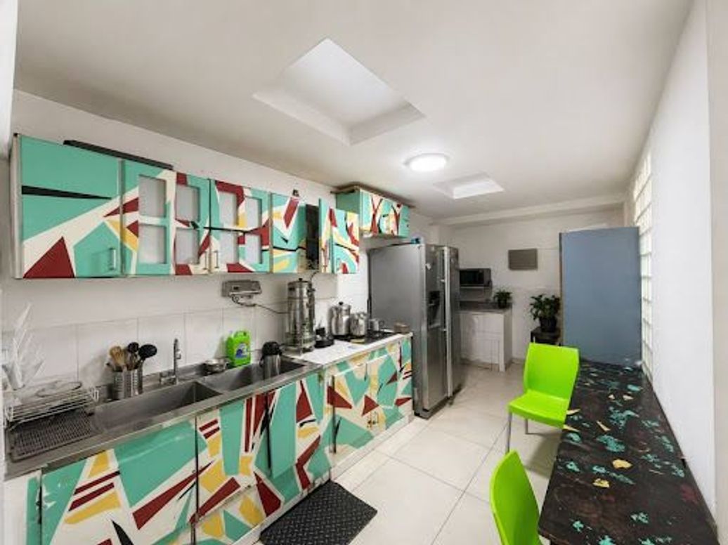 Casa de 4 alcobas en venta en Santa Paula, Bogotá, 457 m² · foto 3 de 20