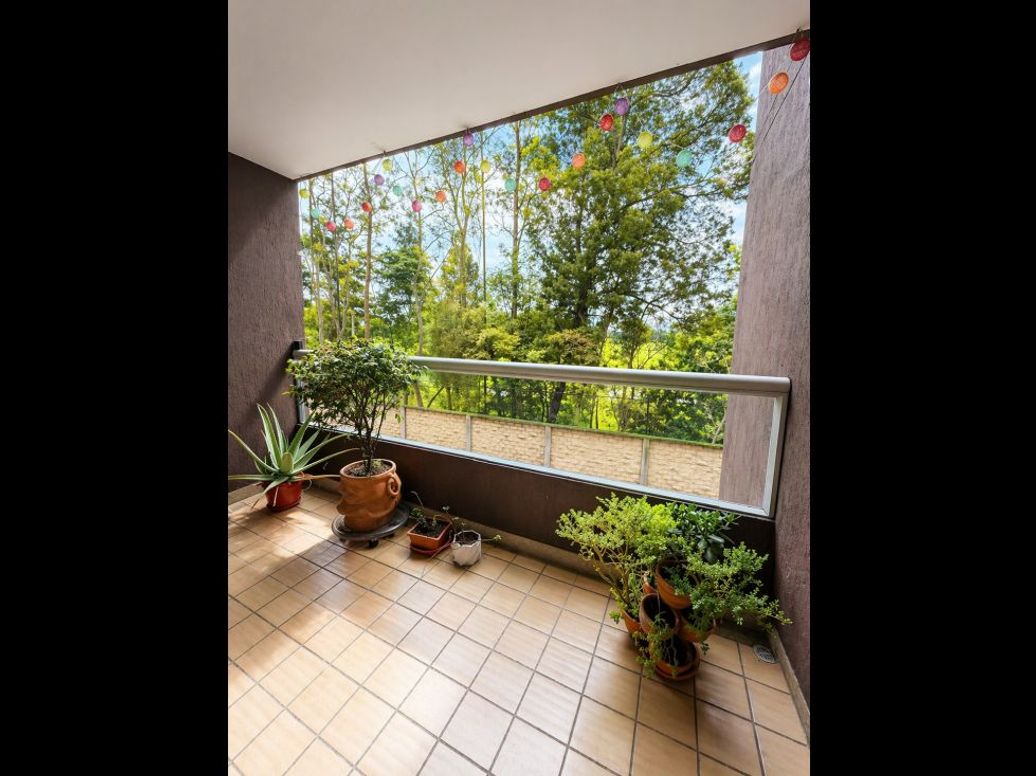 Apartamento de 3 alcobas en venta en Minuto De Dios, Bogotá, 98 m² · foto 4 de 13