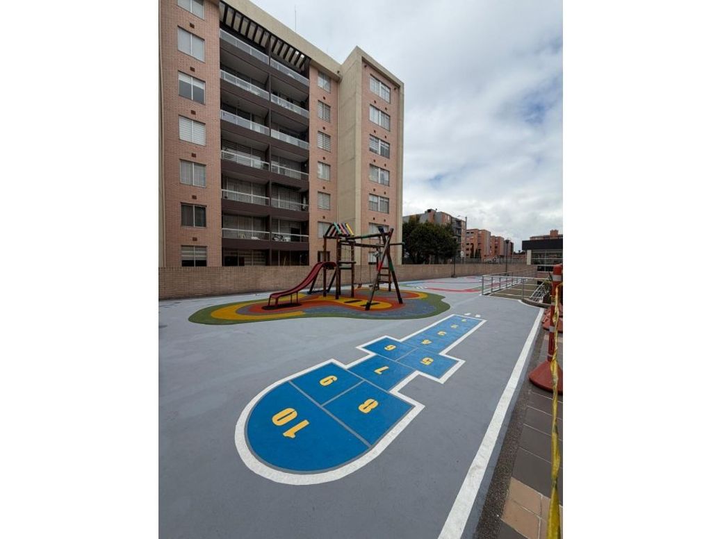 Apartamento de 3 alcobas en venta en Minuto De Dios, Bogotá, 98 m² · foto 13 de 13
