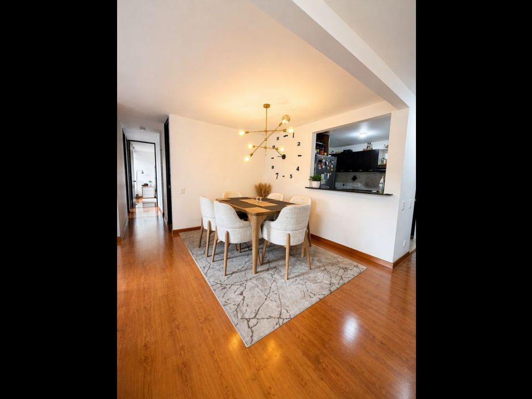 Apartamento de 3 alcobas en venta en Minuto De Dios, Bogotá, 98 m² · foto 2 de 13