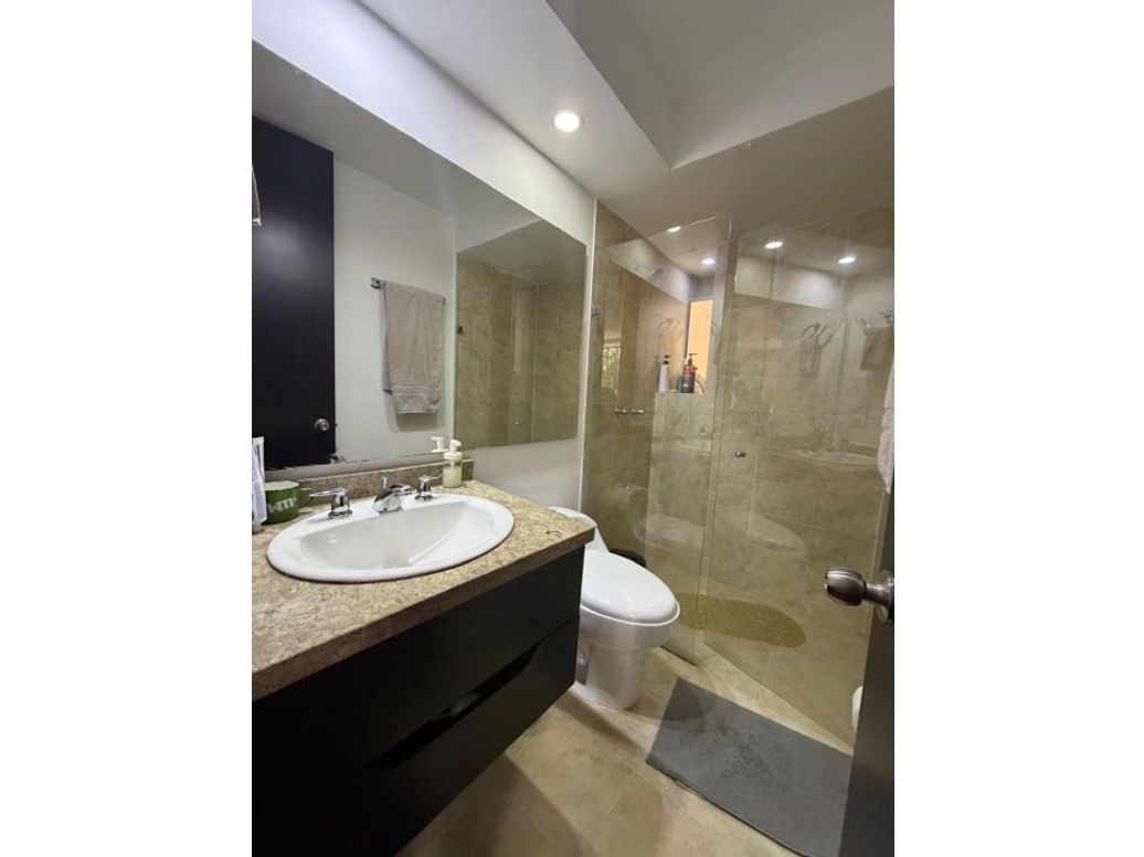 Apartamento de 3 alcobas en venta en Minuto De Dios, Bogotá, 98 m² · foto 5 de 13