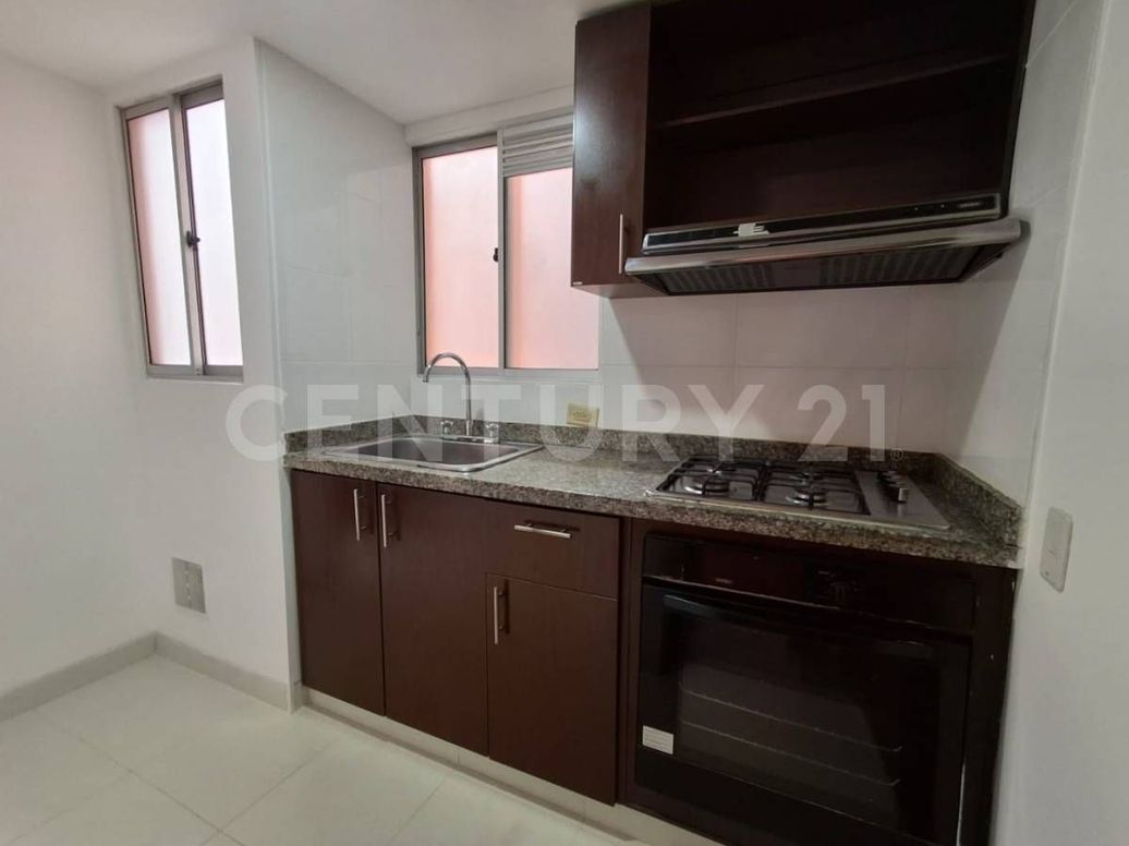 Apartamento de 3 alcobas en venta en Colina Campestre, Bogotá, 82 m² · foto 5 de 16