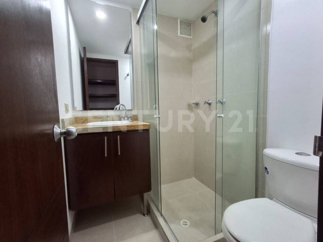 Apartamento de 3 alcobas en venta en Colina Campestre, Bogotá, 82 m² · foto 10 de 16
