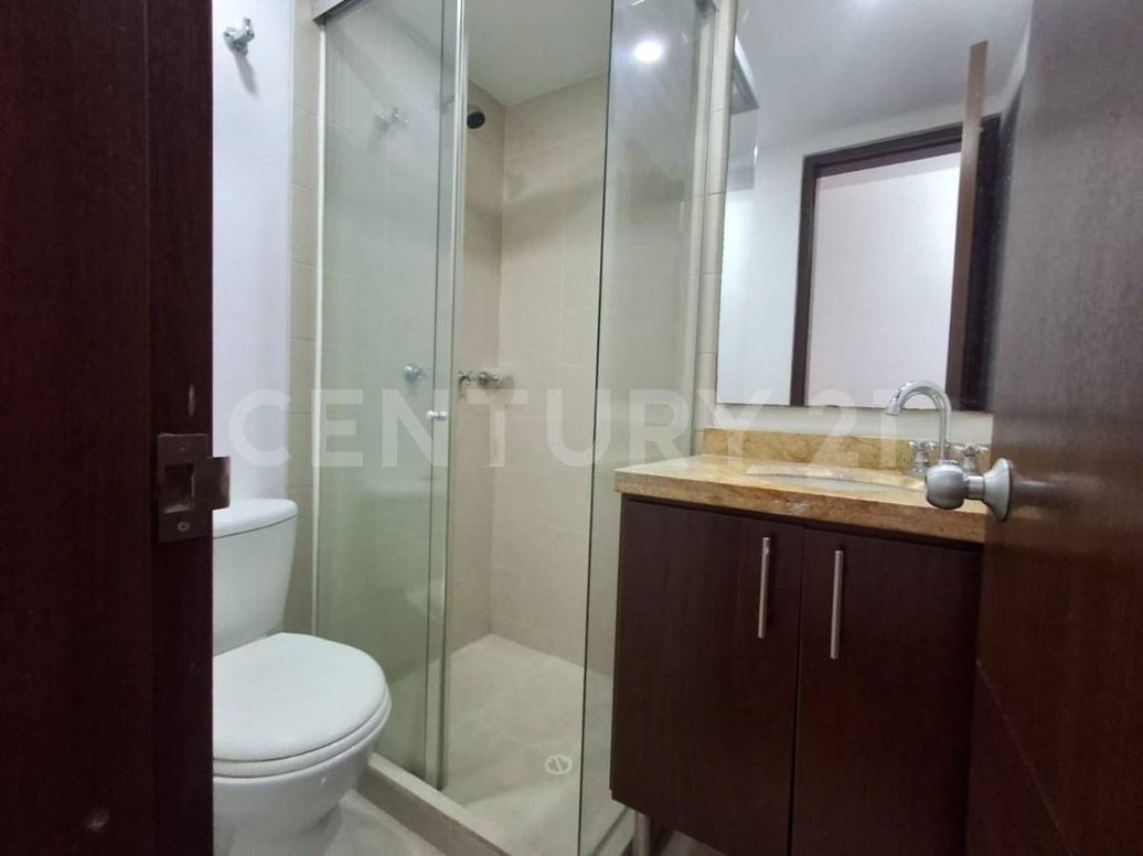 Apartamento de 3 alcobas en venta en Colina Campestre, Bogotá, 82 m² · foto 13 de 16