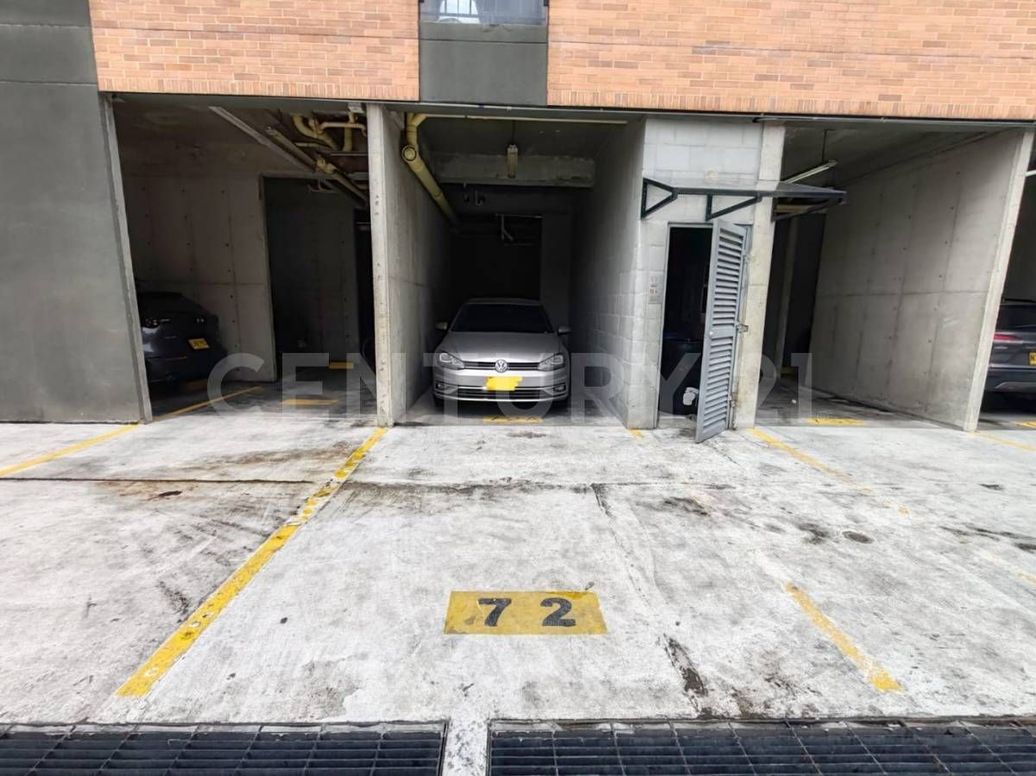 Apartamento de 3 alcobas en venta en Cedritos, Bogotá, 79 m² · foto 12 de 20