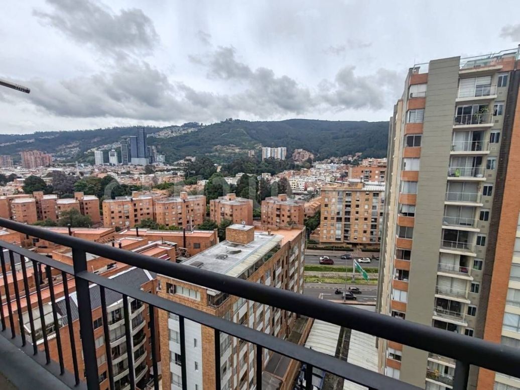 Apartamento de 3 alcobas en venta en Cedritos, Bogotá, 79 m² · foto 13 de 20