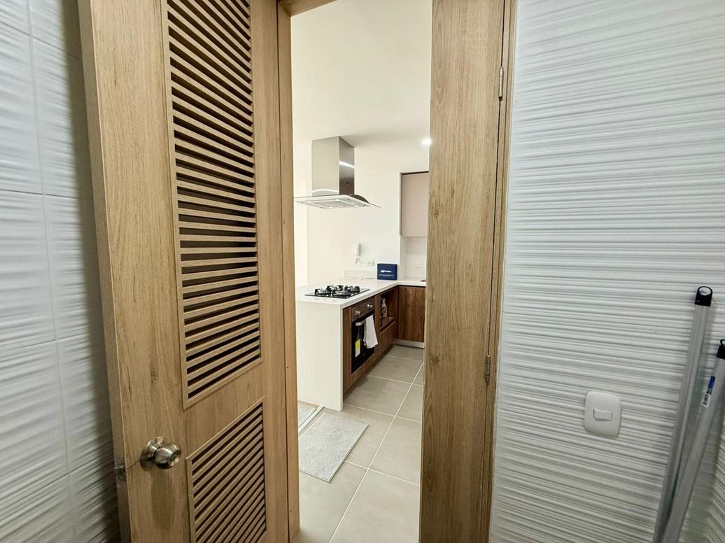 Apartamento de 3 alcobas en venta en San Antonio Norte, Bogotá, 79 m² · foto 7 de 19