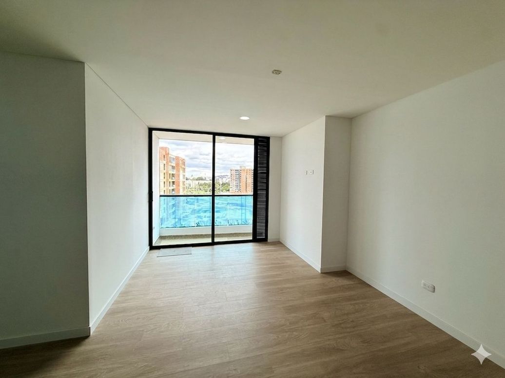 Apartamento de 3 alcobas en venta en San Antonio Norte, Bogotá, 79 m² · foto 14 de 19
