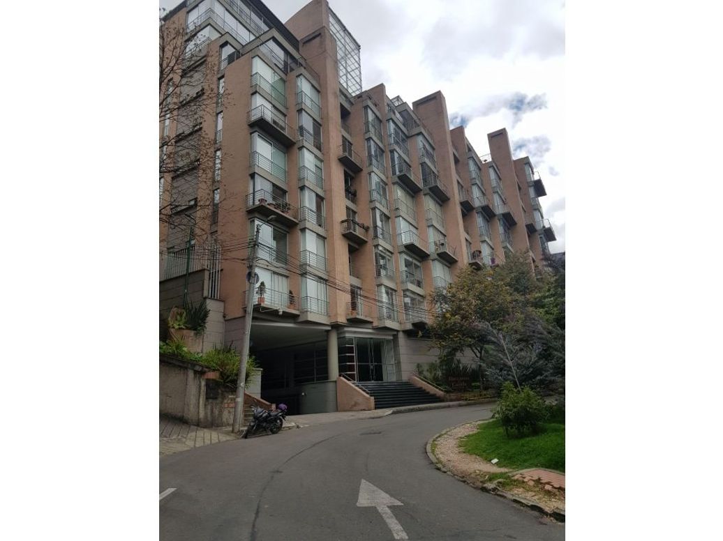 Apartamento de 3 alcobas en venta en El Castillo, Bogotá, 102 m² · foto 13 de 18