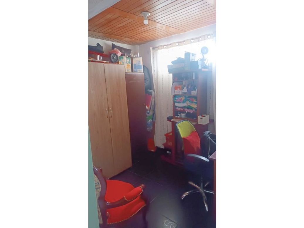 Casa de 6 alcobas en venta en Los Puentes, Bogotá, 120 m² · foto 6 de 9