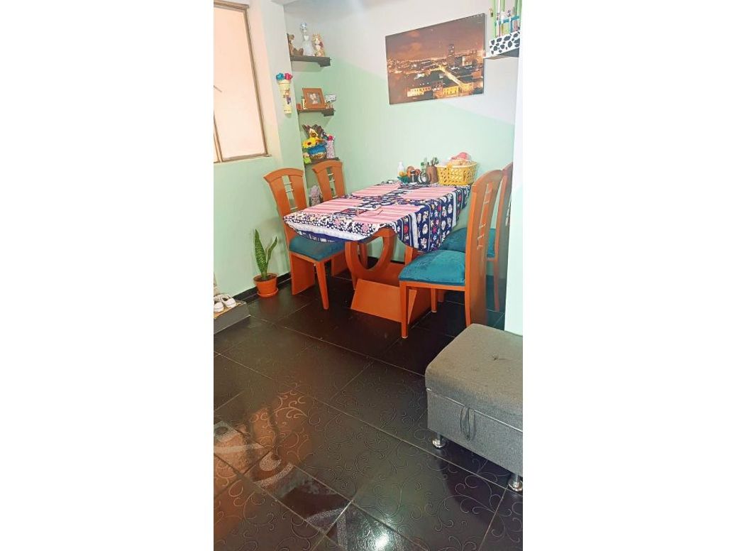 Casa de 6 alcobas en venta en Los Puentes, Bogotá, 120 m² · foto 3 de 9