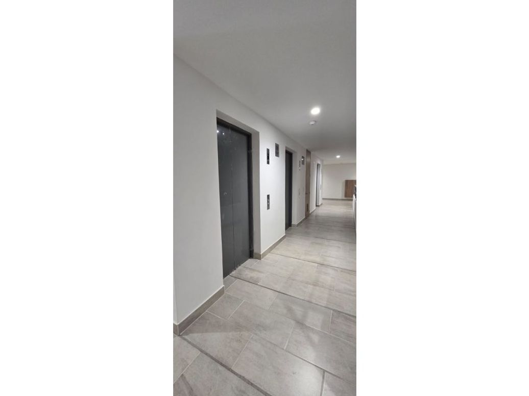 Apartaestudio en venta en Marsella 3, Bogotá, 48 m² · foto 3 de 19