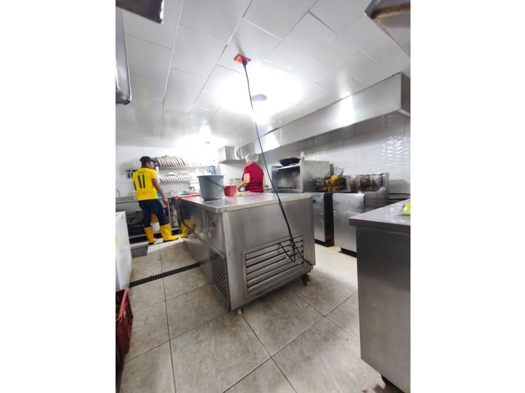 Casa de 8 alcobas en venta en Villa Mayor, Bogotá, 139 m² · foto 4 de 20