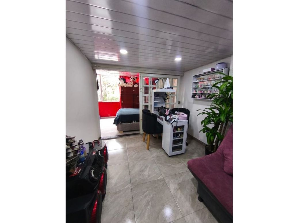 Casa de 8 alcobas en venta en Villa Mayor, Bogotá, 139 m² · foto 10 de 20