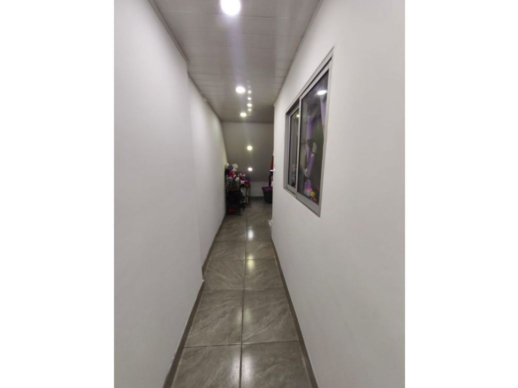 Casa de 8 alcobas en venta en Villa Mayor, Bogotá, 139 m² · foto 16 de 20