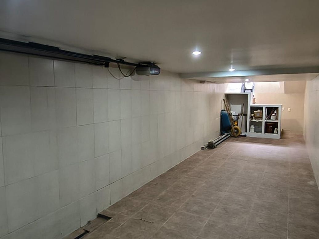 Casa de 3 alcobas en venta en Santa Barbara Central, Bogotá, 242 m² · foto 9 de 20