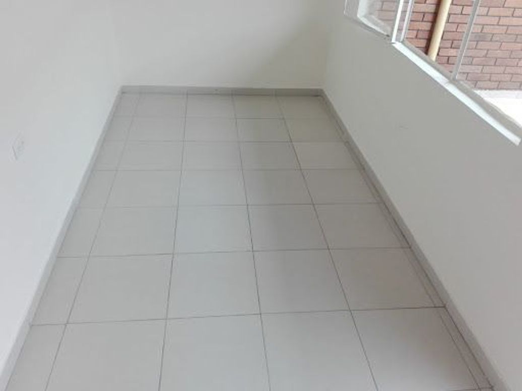 Casa de 6 alcobas en venta en Ciudad Kennedy Central, Bogotá, 300 m² · foto 20 de 20