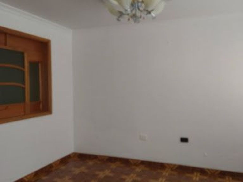 Casa de 6 alcobas en venta en Dindalito, Bogotá, 144 m² · foto 4 de 18