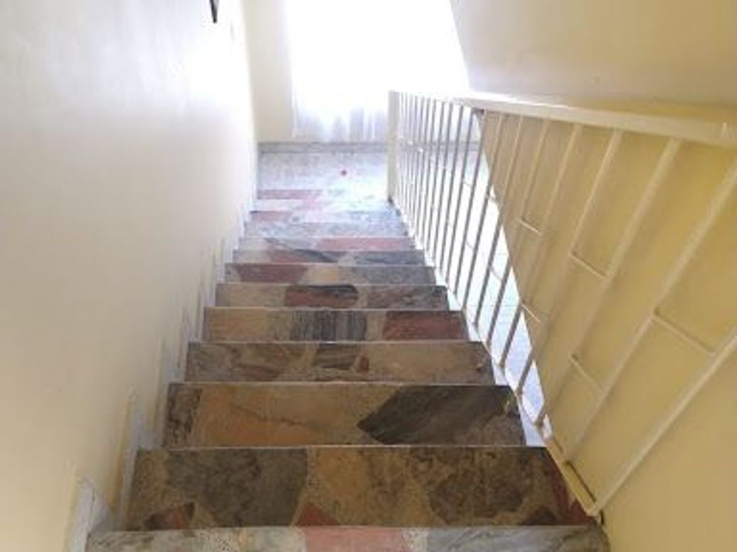 Casa de 5 alcobas en venta en Roma, Bogotá, 144 m² · foto 3 de 14