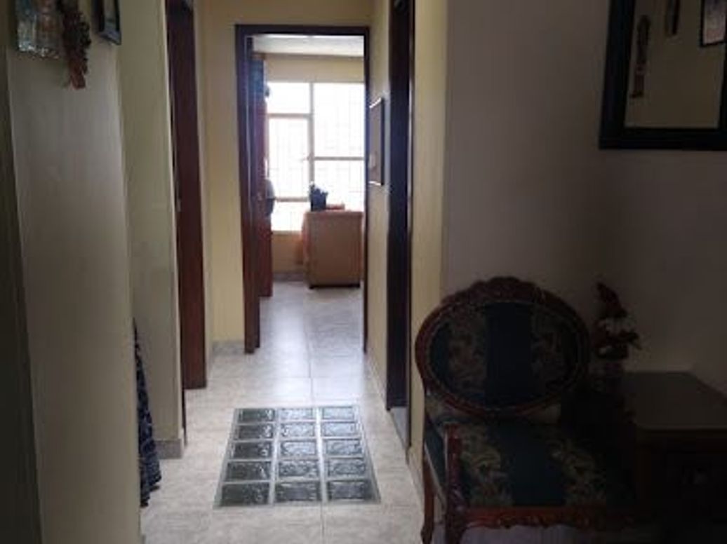 Casa de 5 alcobas en venta en Roma, Bogotá, 144 m² · foto 14 de 14