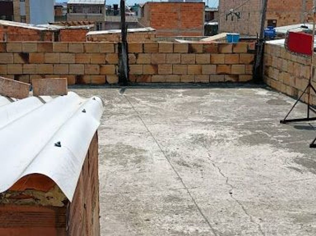 Casa de 9 alcobas en venta en Ciudad Kennedy, Bogotá, 414 m² · foto 10 de 19