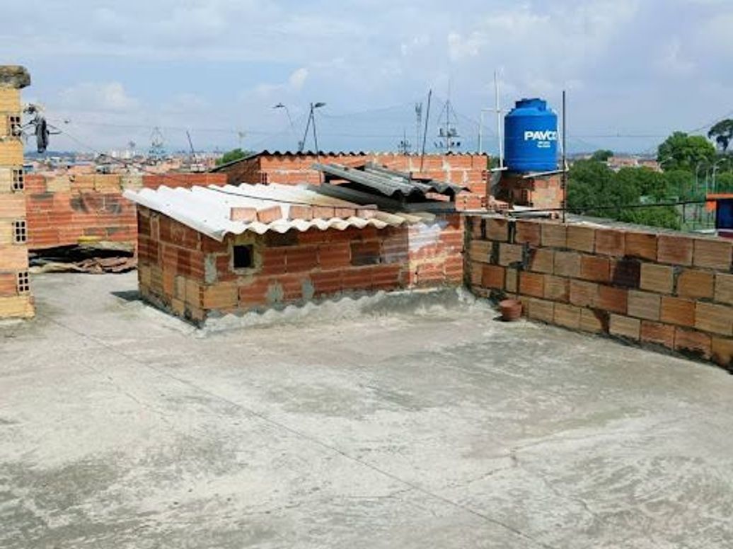 Casa de 9 alcobas en venta en Ciudad Kennedy, Bogotá, 414 m² · foto 4 de 19