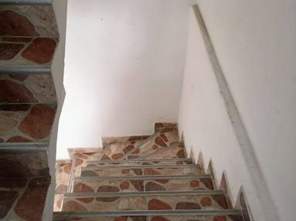 Casa de 9 alcobas en venta en San Pablo, Bogotá, 288 m² · foto 13 de 17