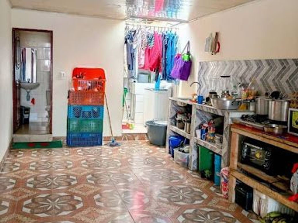 Casa de 9 alcobas en venta en San Pablo, Bogotá, 288 m² · foto 12 de 17