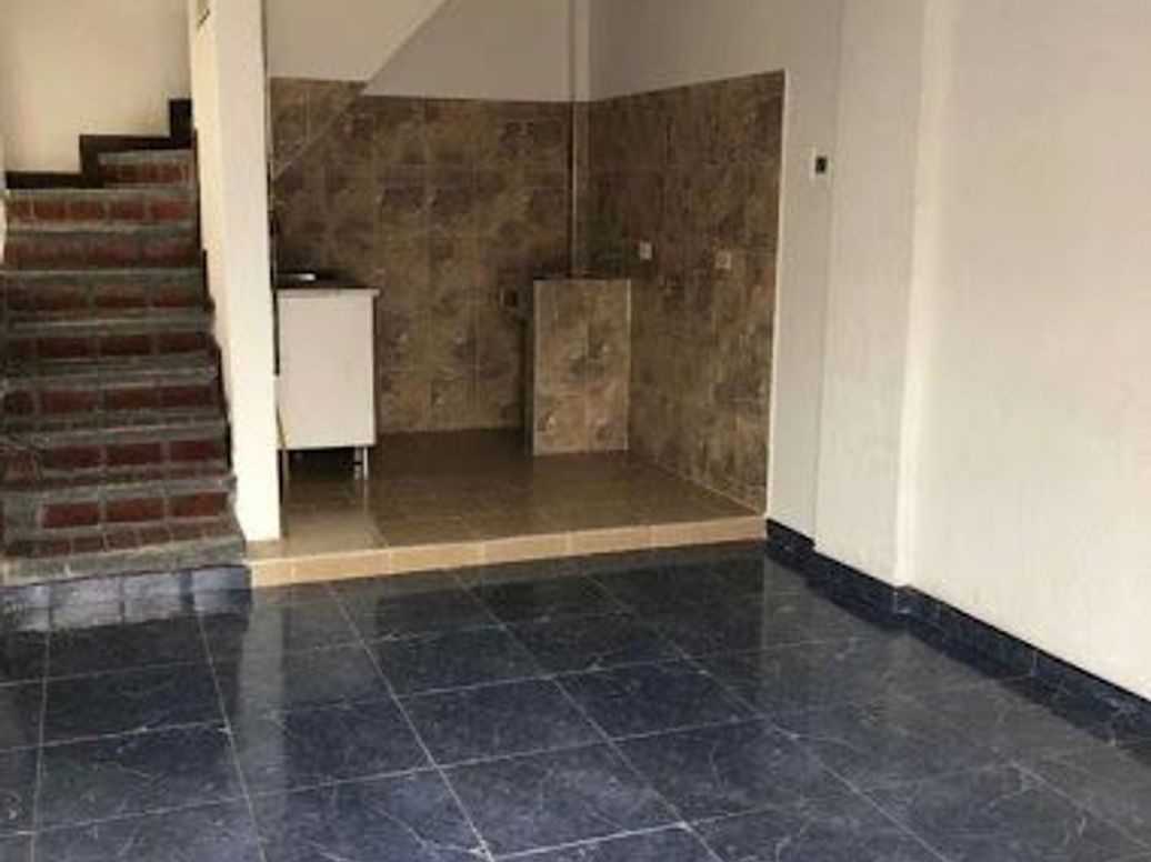 Casa de 5 alcobas en venta en Villa Mayor Oriental, Bogotá, 240 m² · foto 12 de 20