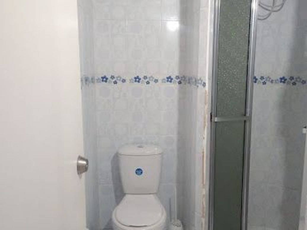 Casa de 5 alcobas en venta en Villa Mayor Oriental, Bogotá, 240 m² · foto 10 de 20