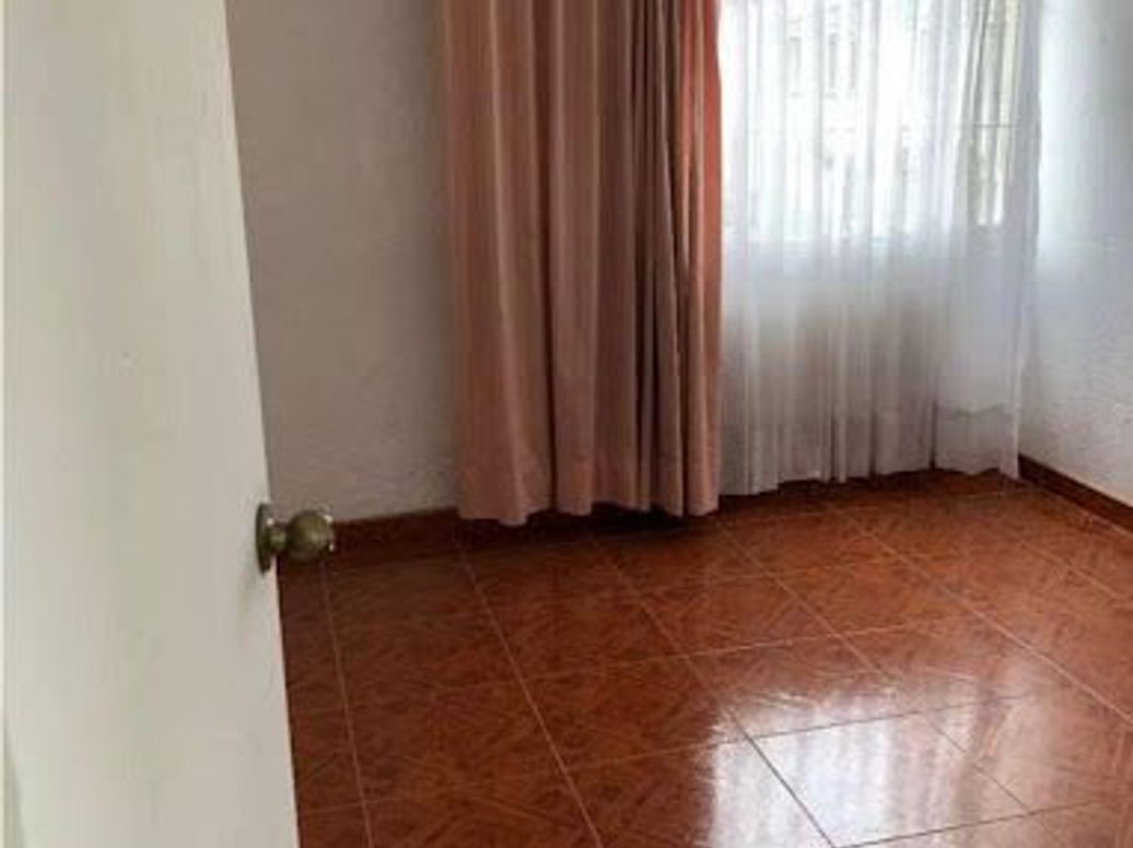 Casa de 5 alcobas en venta en Villa Mayor Oriental, Bogotá, 240 m² · foto 14 de 20