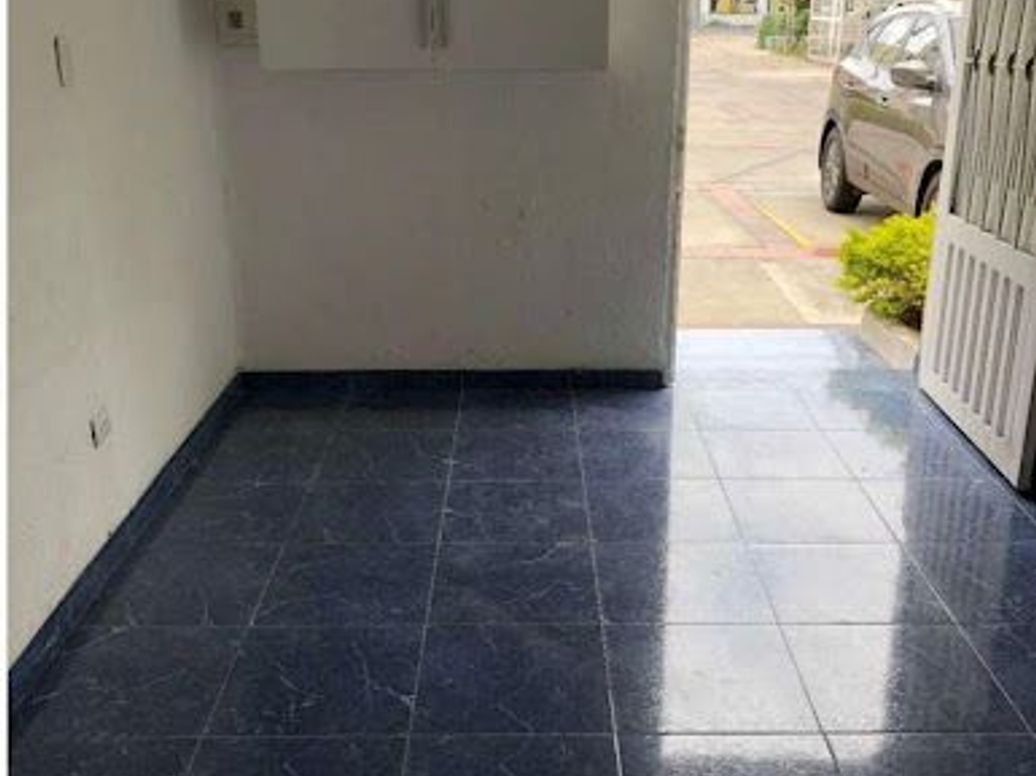 Casa de 5 alcobas en venta en Villa Mayor Oriental, Bogotá, 240 m² · foto 15 de 20