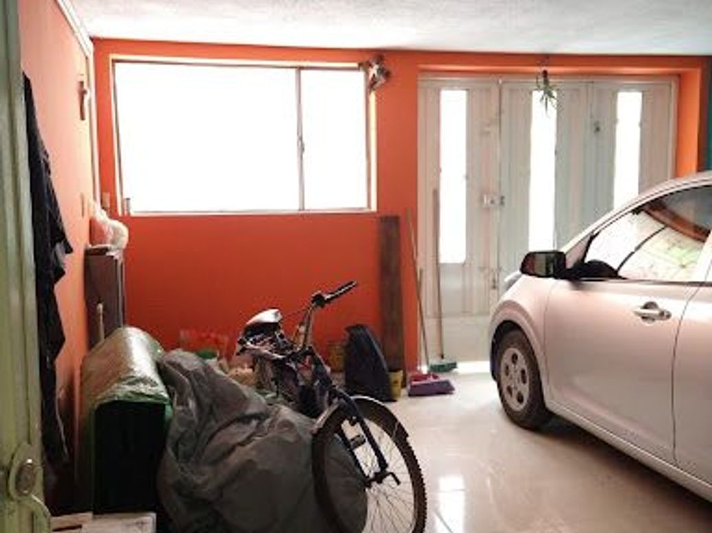 Casa de 5 alcobas en venta en Villa Zarzamora, Bogotá, 216 m² · foto 4 de 13