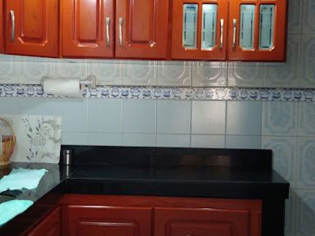 Casa de 8 alcobas en venta en Gran Britalia, Bogotá, 223 m² · foto 3 de 13