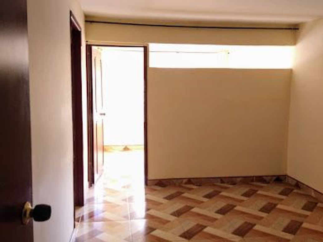 Casa de 10 alcobas en venta en San Pablo, Bogotá, 308 m² · foto 7 de 18
