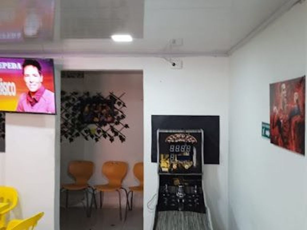 Casa de 4 alcobas en venta en Toberin, Bogotá, 336 m² · foto 2 de 10