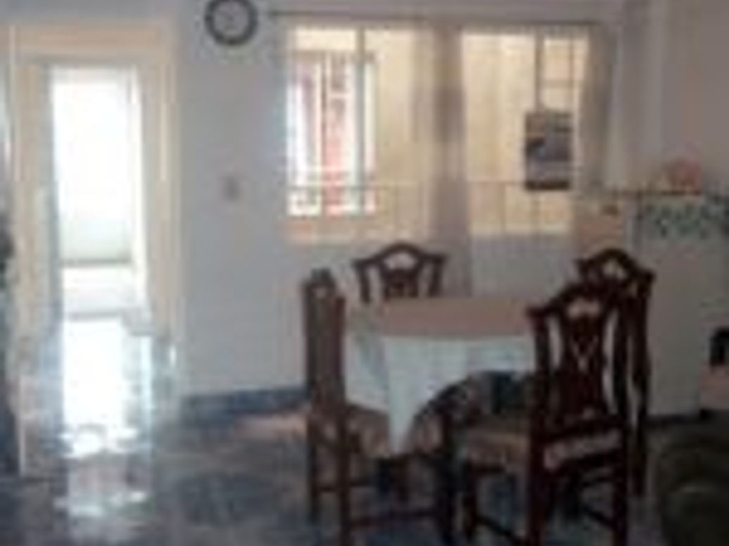 Casa de 6 alcobas en venta en Ciudad Kennedy Central, Bogotá, 324 m² · foto 9 de 14