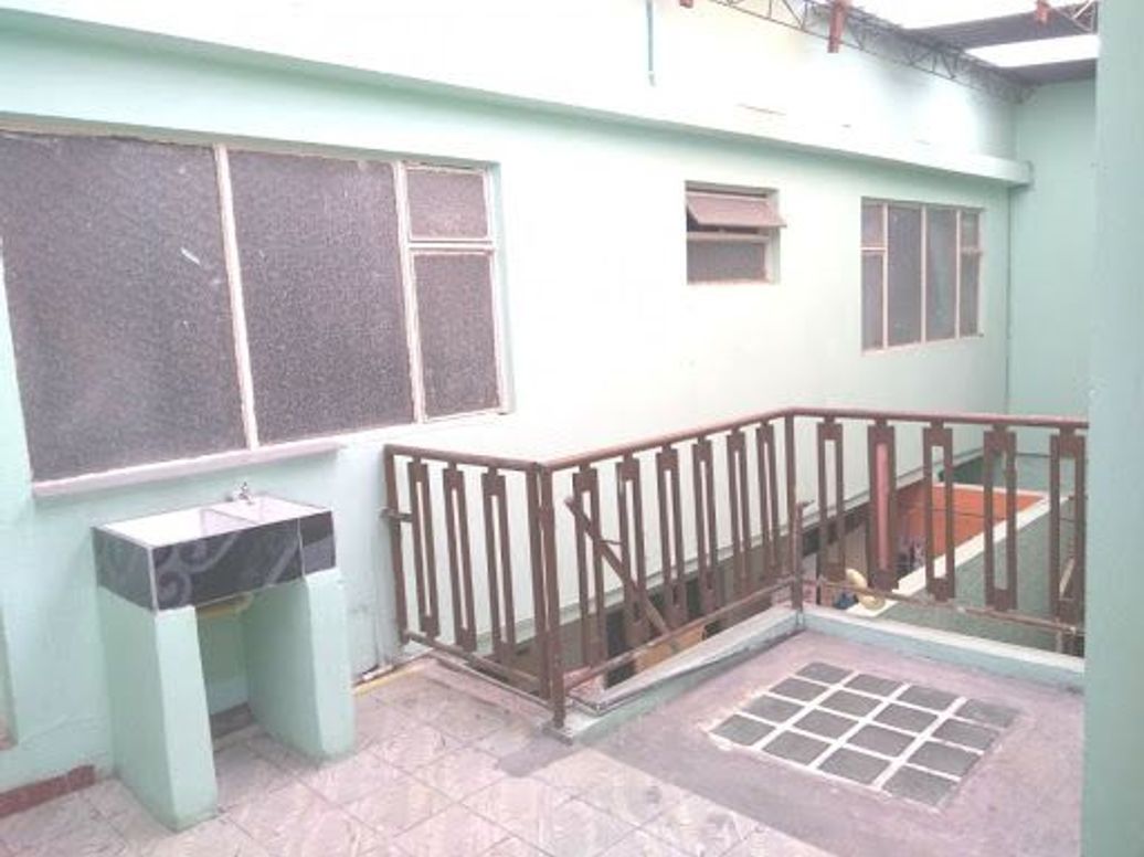 Casa de 13 alcobas en venta en Urbanización Carvajal, Bogotá, 280 m² · foto 19 de 20
