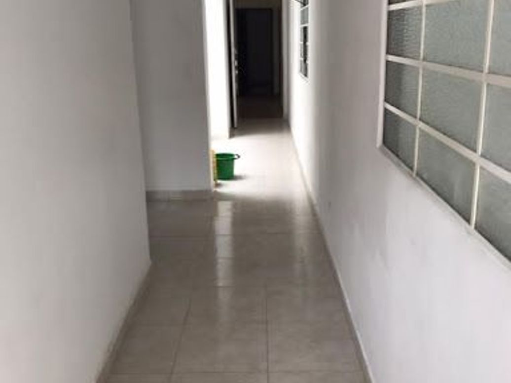 Casa de 12 alcobas en venta en Inglés Quiroga, Bogotá, 378 m² · foto 10 de 20