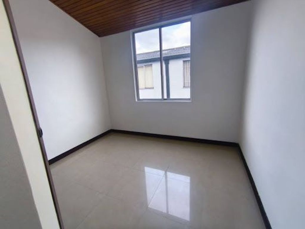 Apartamento de 3 alcobas en venta en Verbenal, Bogotá, 78 m² · foto 10 de 15