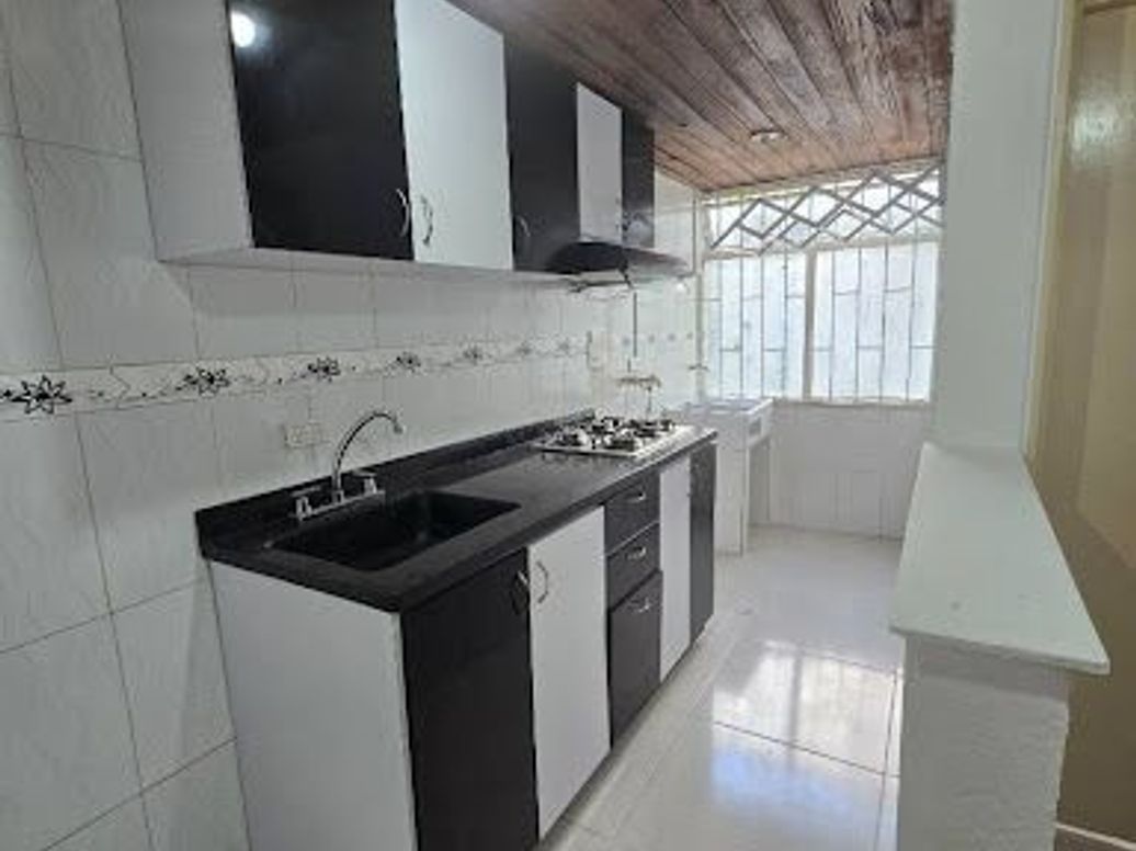 Apartamento de 2 alcobas en venta en San Cristobal Sur, Bogotá, 42 m² · foto 3 de 10
