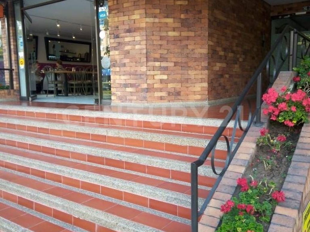 Apartamento de 3 alcobas en venta en Cedritos, Bogotá, 120 m² · foto 2 de 20