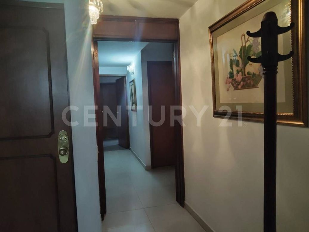 Apartamento de 3 alcobas en venta en Cedritos, Bogotá, 120 m² · foto 7 de 20